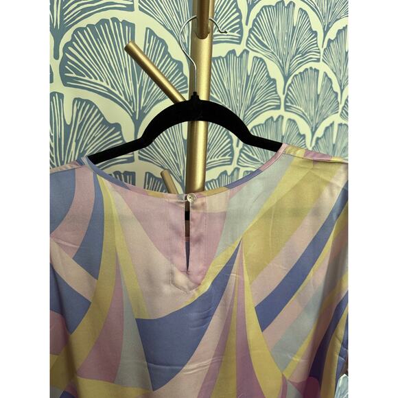 ESCADA 100% Silk Pastel Colored Blouse Sz. 44 - Picture 8 of 8